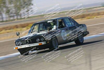 media/Oct-01-2022-24 Hours of Lemons (Sat) [[0fb1f7cfb1]]/10am (Front Straight)/